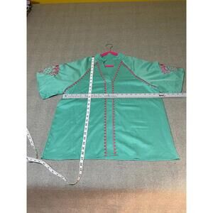 Unbranded Aqua & Pink Blouse with Fun Applique - Size L - 60's Vibe - Made in US
